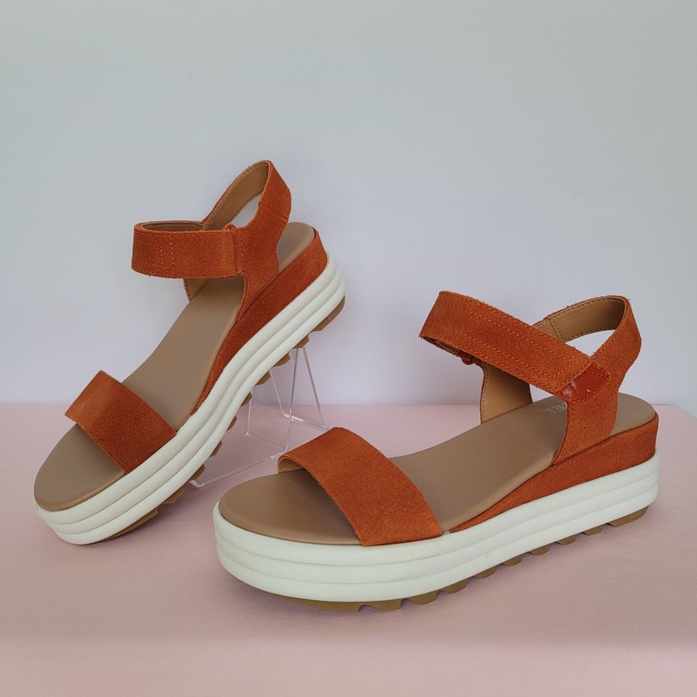 SOREL Cameron Flatform Suede Sports Sandals-Desert Sun- Women’s US Size 9 ⭐